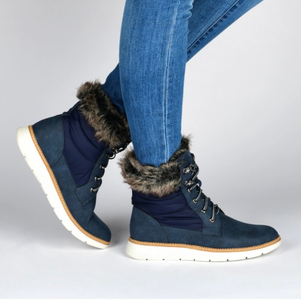Journee Collection Flurry Snow Boot